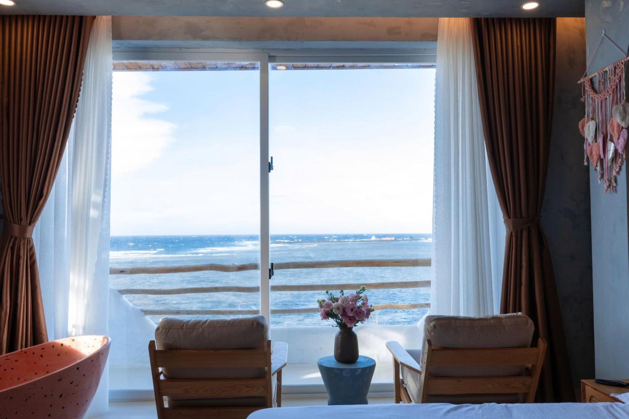 Chiu Chiu Resort Dao Phu Quy Cu Lao Thu Bagian luar foto